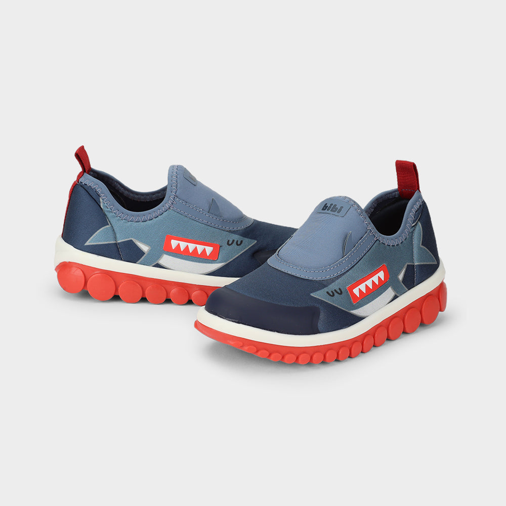 ROLLER 2.0 - Kid's slip on sneakers with shark motif