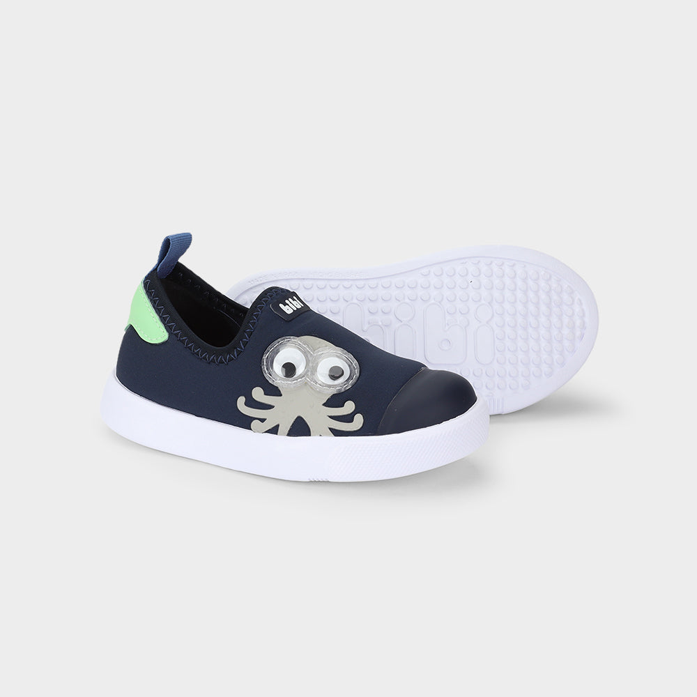 Agility Mini II Sneakers in navy and green