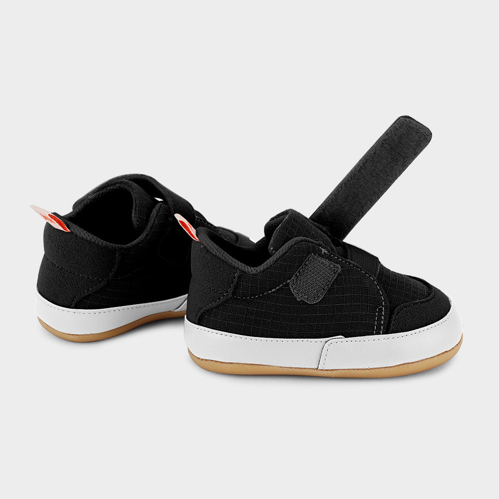 Afeto 2.0 sneaker in black